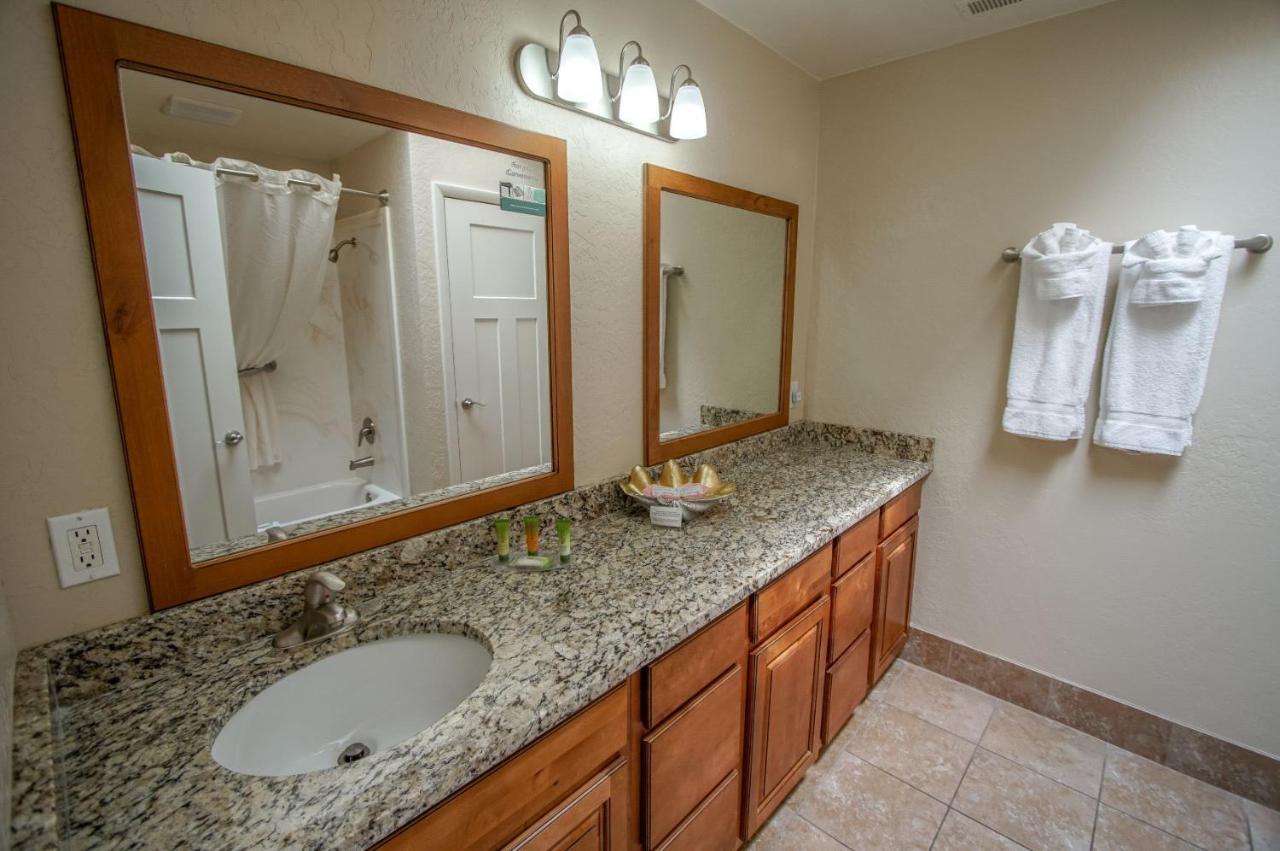 Multi Resorts At Villas At Southgate St. George Esterno foto