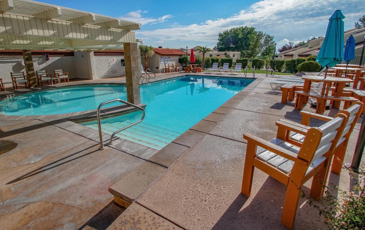 Multi Resorts At Villas At Southgate St. George Esterno foto